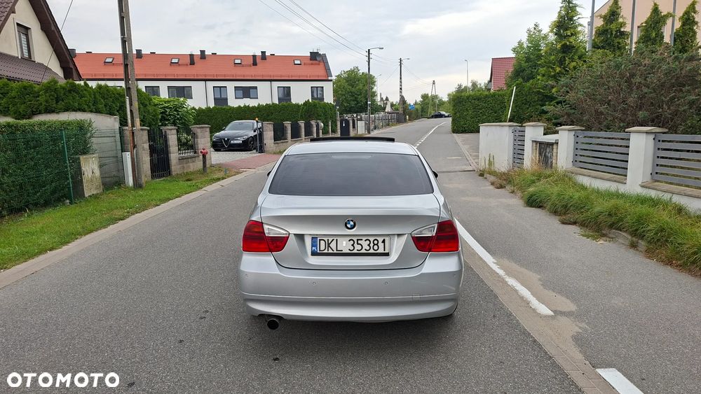 BMW Seria 3 - 10