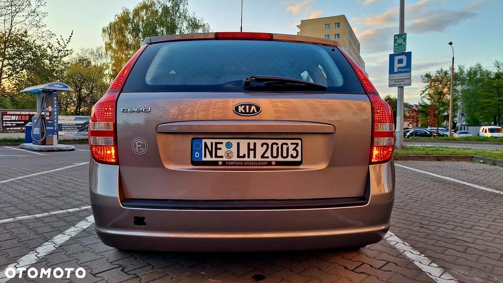 Kia Ceed 1.4 CVVT LX Basis - 10