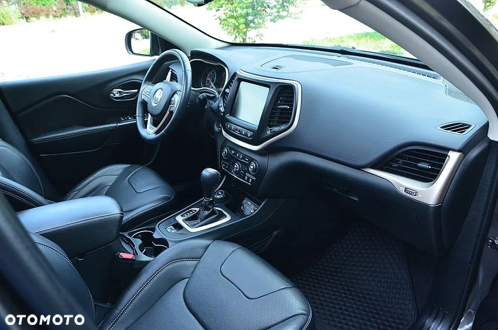 Jeep Cherokee 2.0 MJD Active Drive II Limited - 16