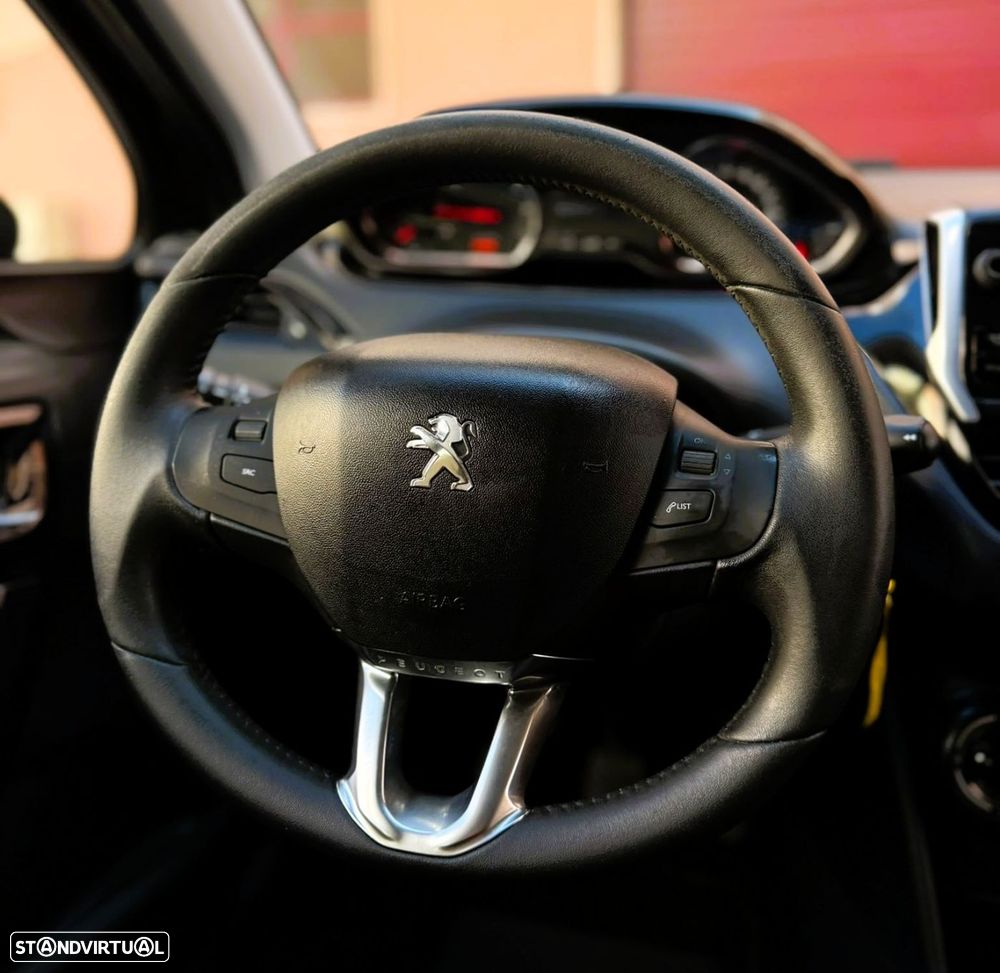 Peugeot 208 1.2 VTi Active - 11