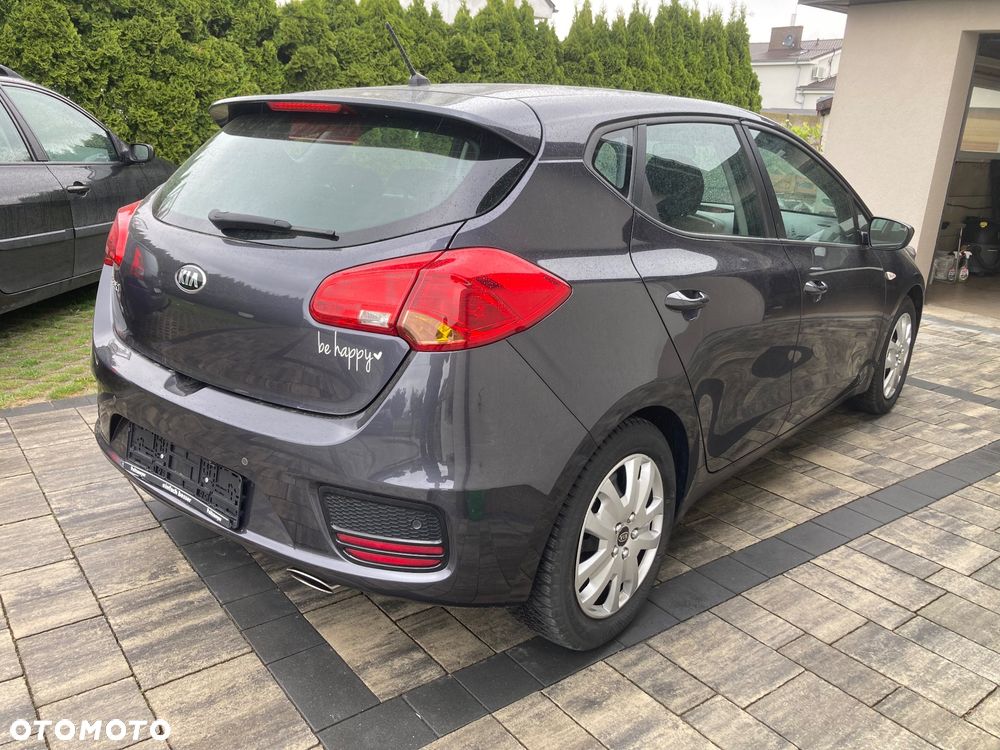Kia Ceed 1.4 CVVT Attract - 10