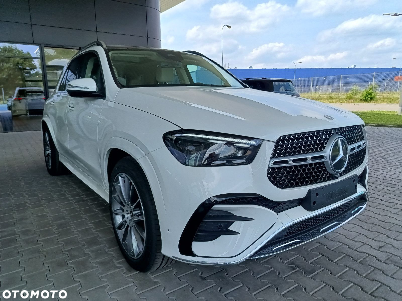 Mercedes-Benz GLE - 4