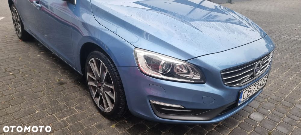 Volvo V60 T3 Momentum - 6