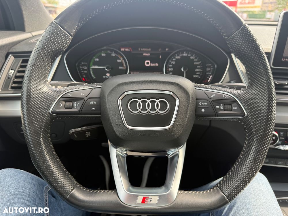 Audi Q5 50 TFSIe quattro S tronic S line business - 26