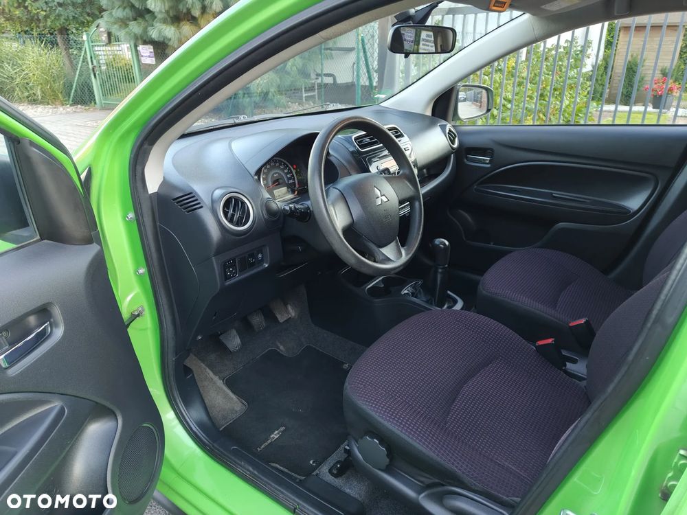Mitsubishi Space Star - 8