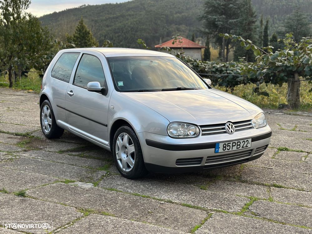 VW Golf 1.6i Confortline - 16