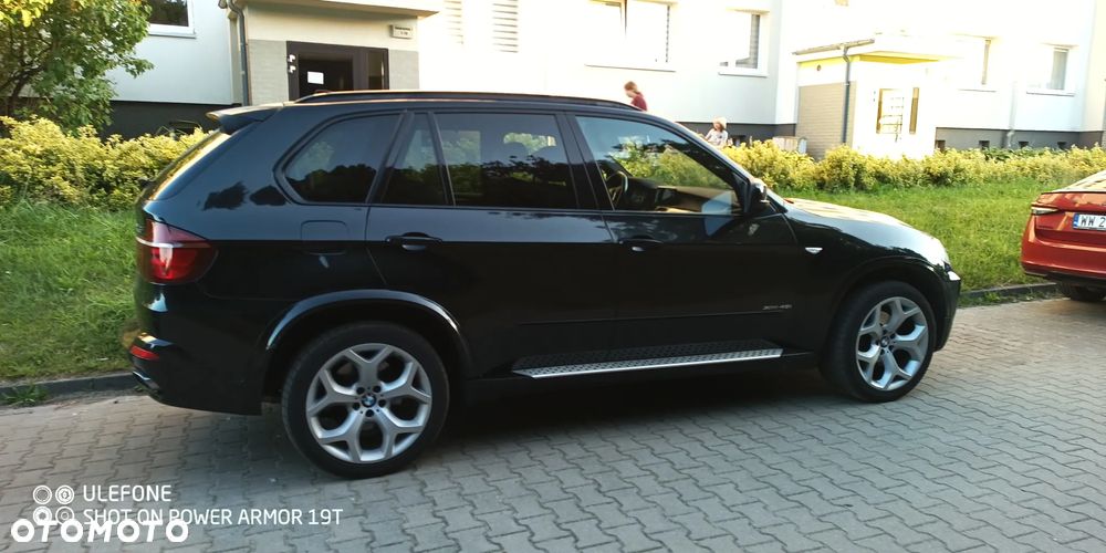 BMW X5 xDrive48i - 16