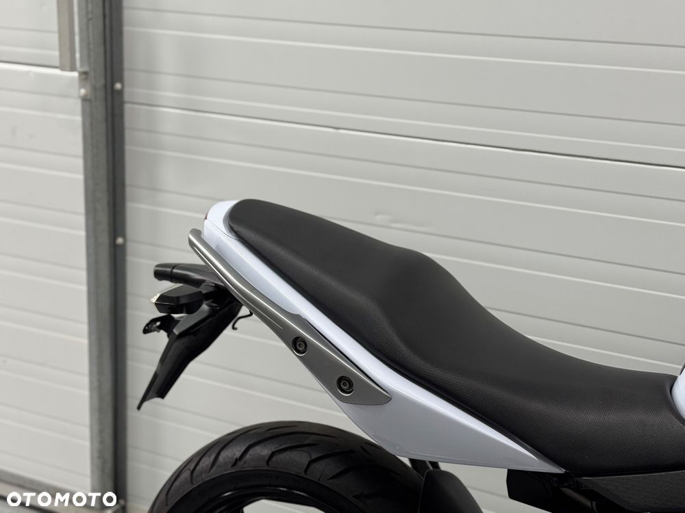 Kawasaki ER - 5