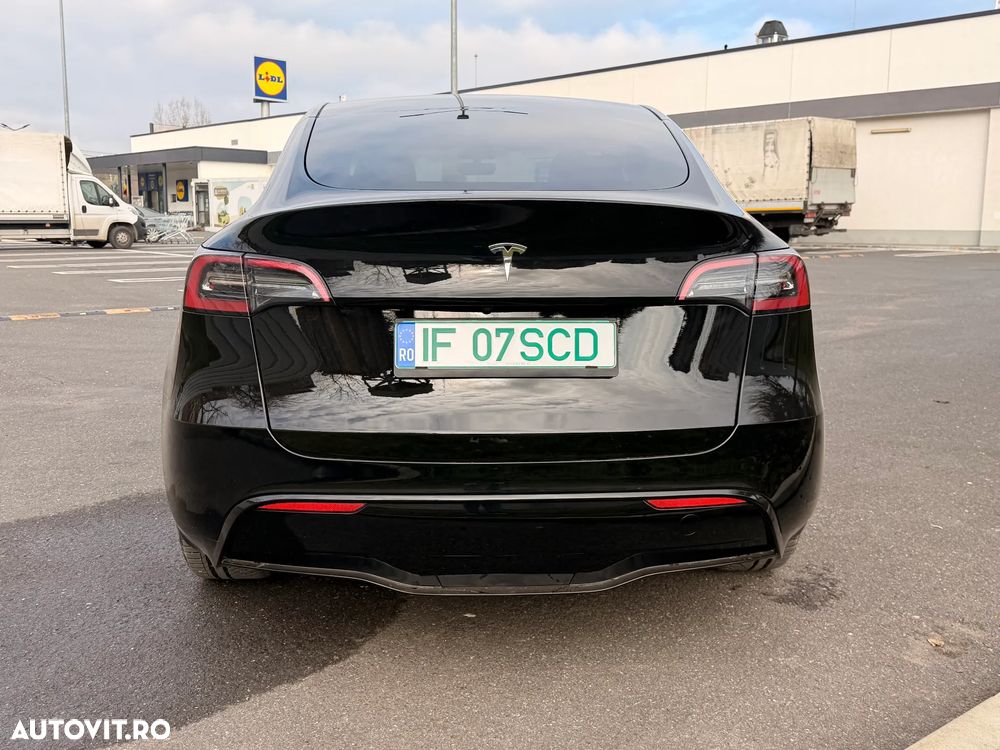 Tesla Model Y Standard - 5