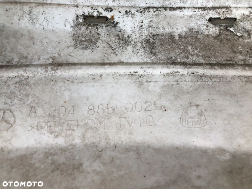 Zderzak przód Mercedes C klasa W204 07-10 a2048850025 grill - 5