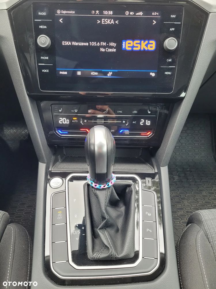 Volkswagen Passat 2.0 TDI Business DSG - 6