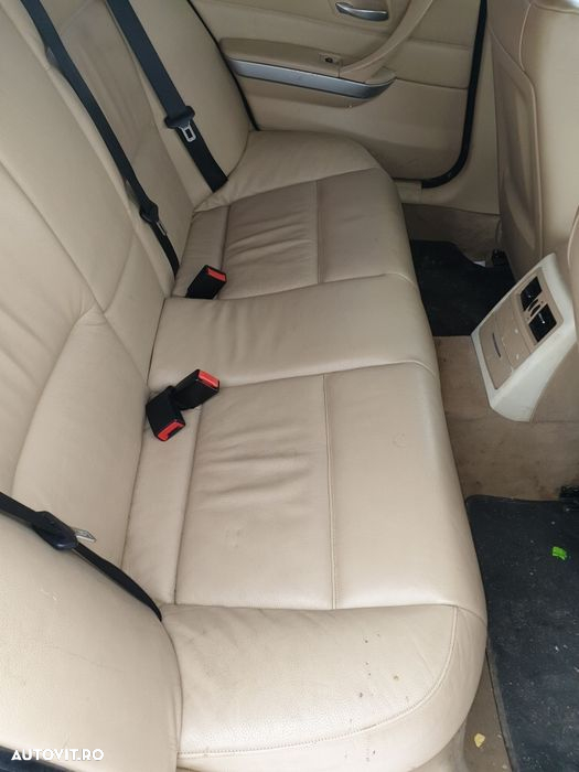 Dezmembrez Bmw E90 - 2