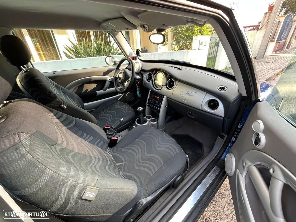 MINI 3 Portas One - 9