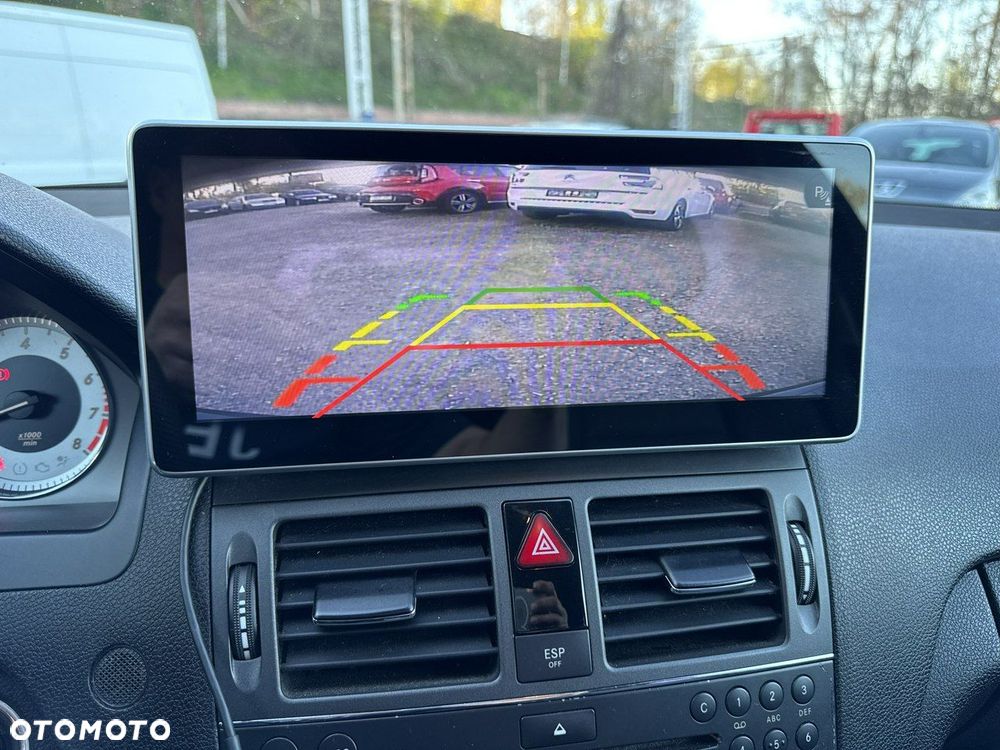 Mercedes-Benz Klasa C - 24