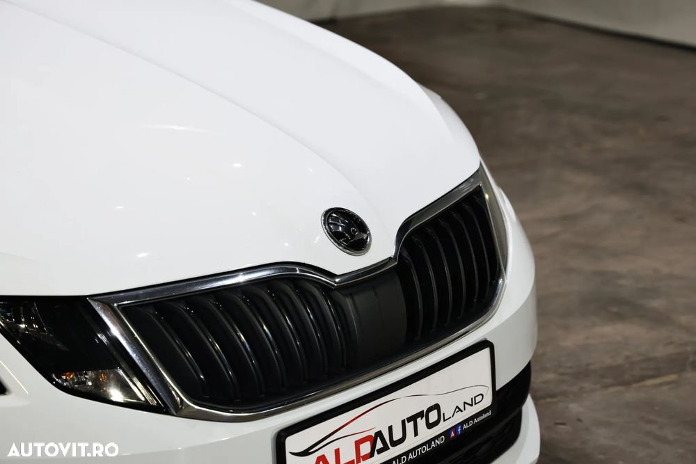 Skoda Octavia 1.6 TDI DSG Ambition - 22