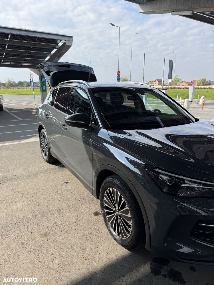 Volkswagen Tiguan 1.5 eTSI DSG MHEV Life - 5