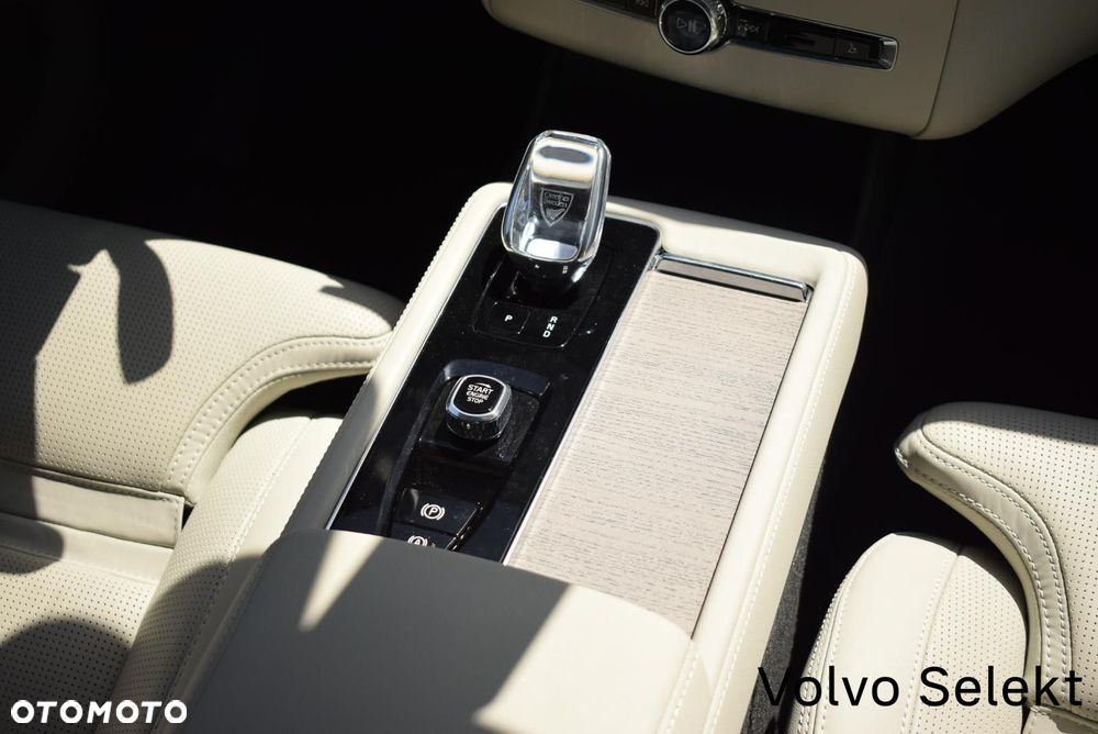 Volvo XC 90 - 19