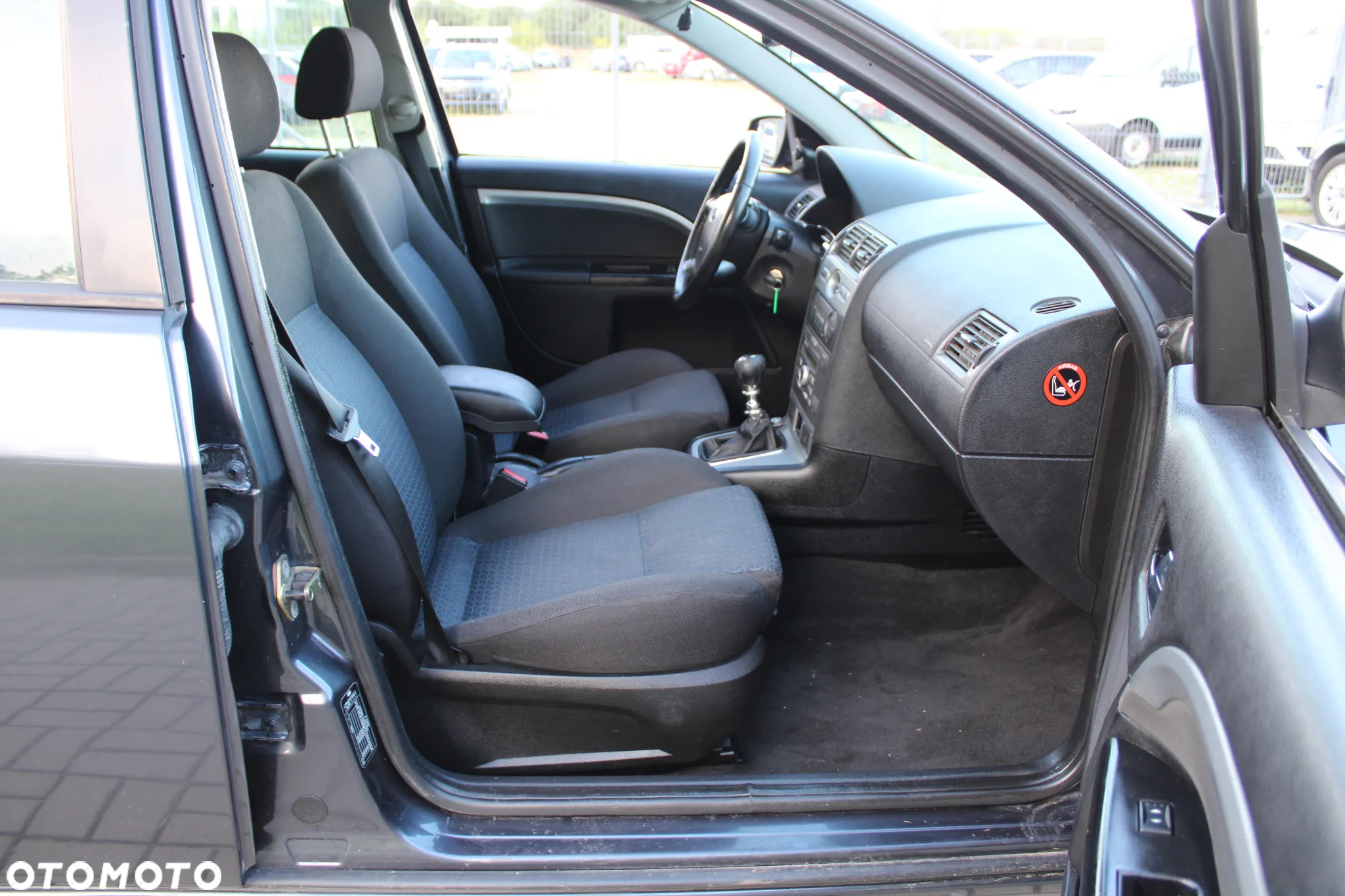Ford Mondeo - 27