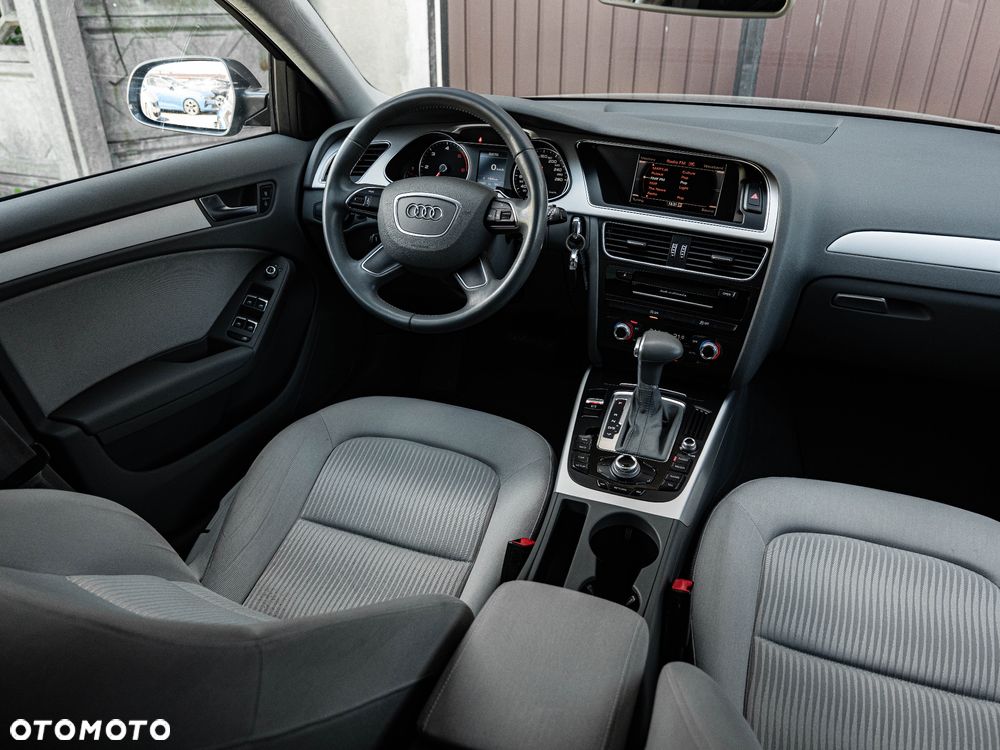 Audi A4 Avant 2.0 TDI DPF clean diesel multitronic Attraction - 34