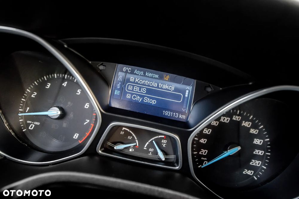 Ford Focus 1.6 EcoBoost Start-Stopp-System Champions Edition - 36