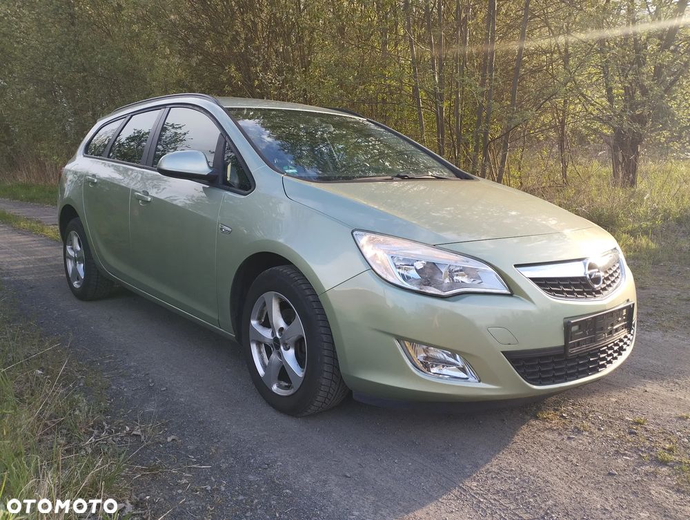 Opel Astra 1.4 Turbo - 1