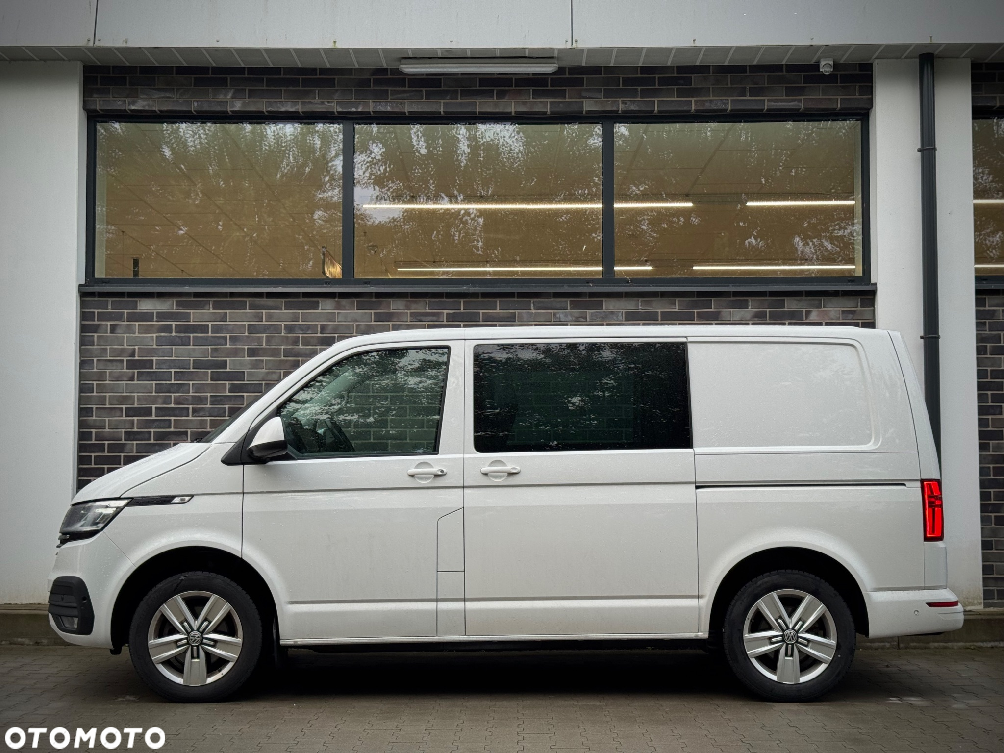 Volkswagen Transporter - 4