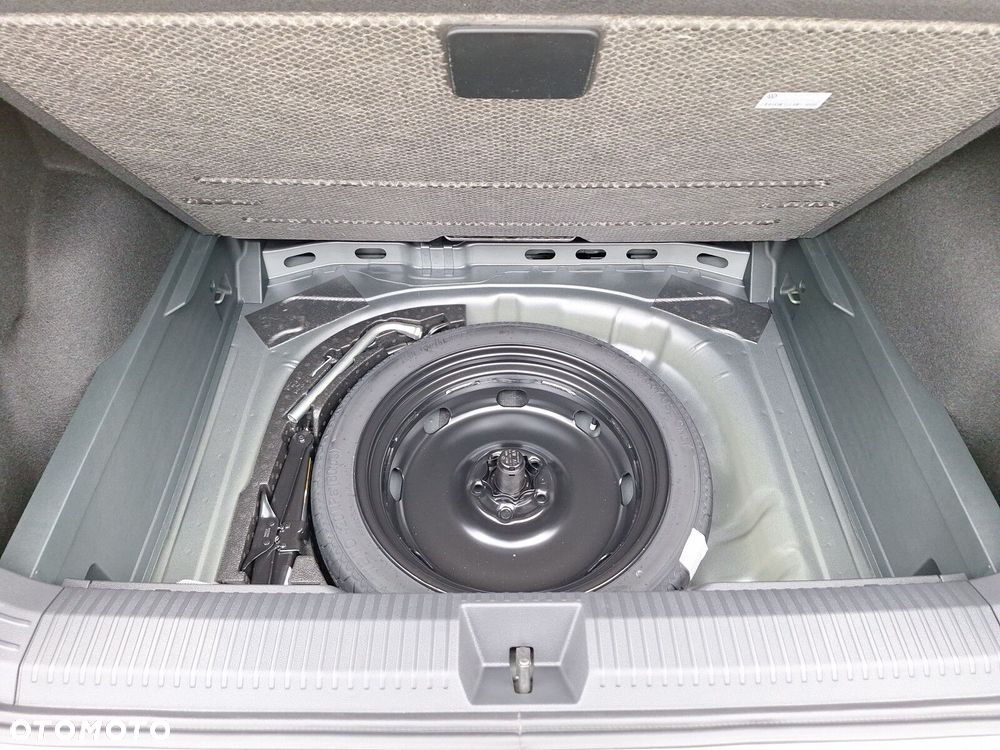Volkswagen T-Roc 1.5 eTSI Life DSG - 21
