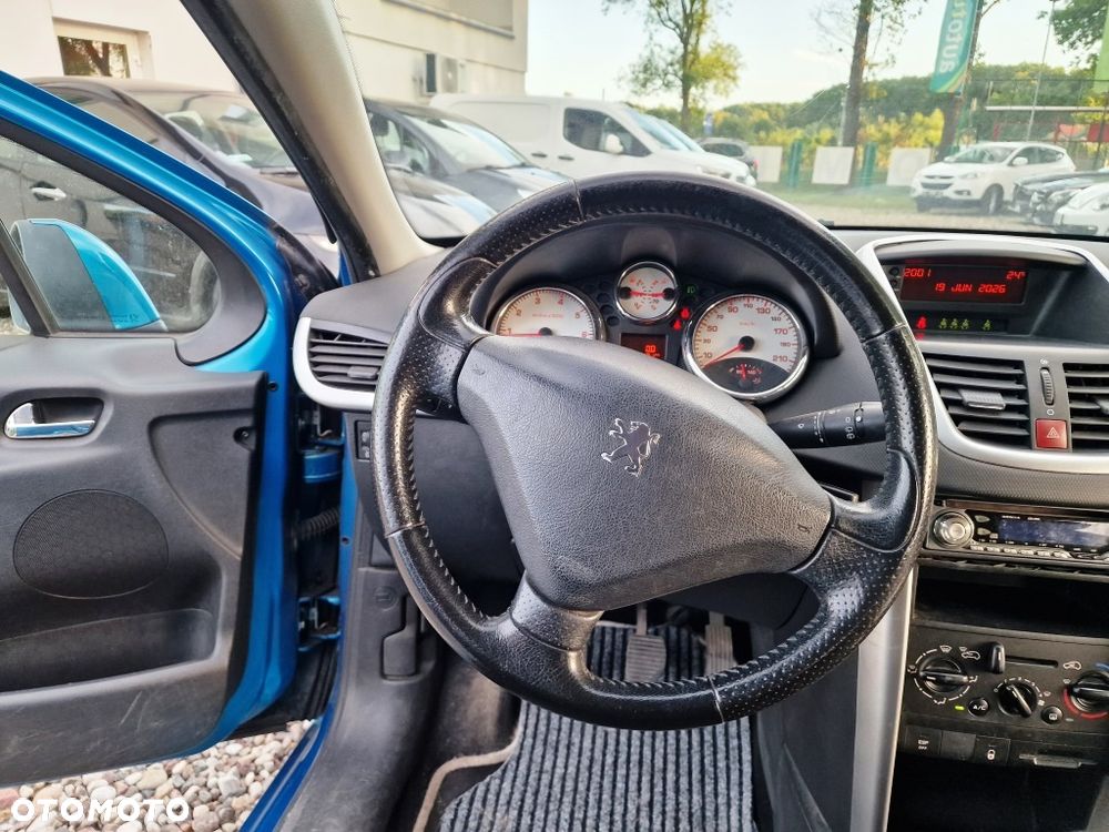 Peugeot 207 110 Sport - 12