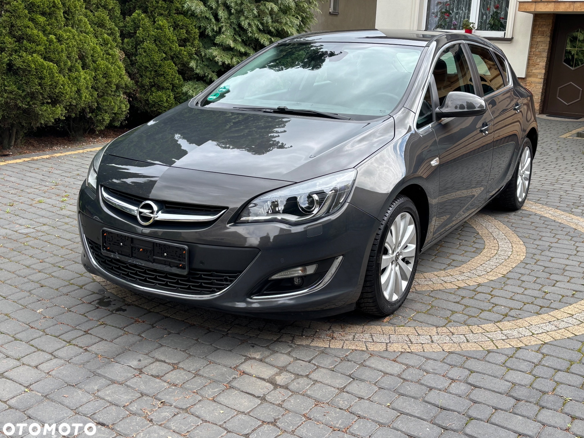 Opel Astra 1.4 Turbo Design Edition - 2