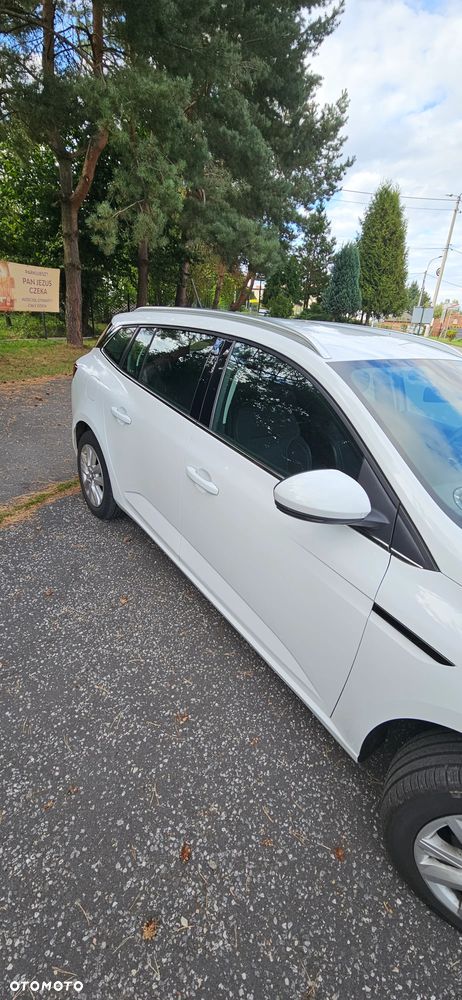Renault Megane - 5