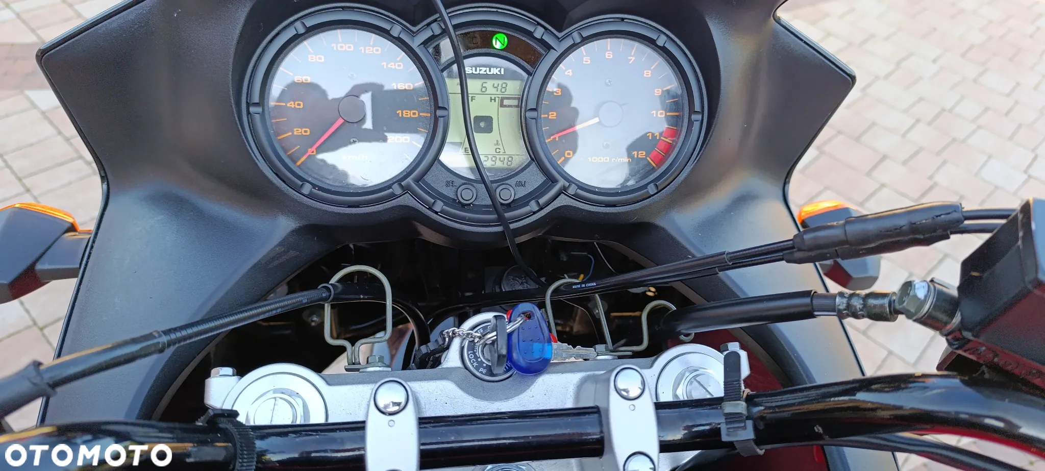 Suzuki V-STROM - 14