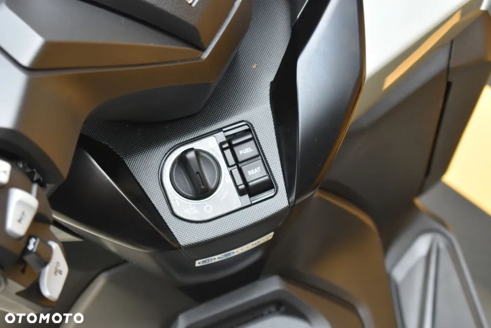 Honda NSS - 22