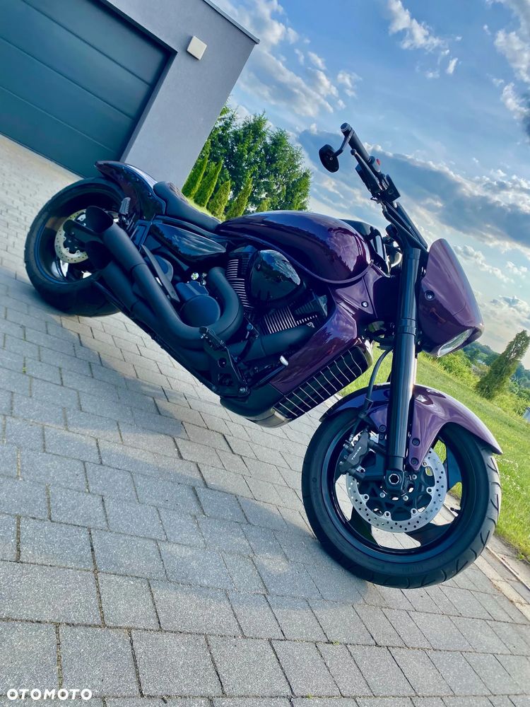 Suzuki Boulevard - 1