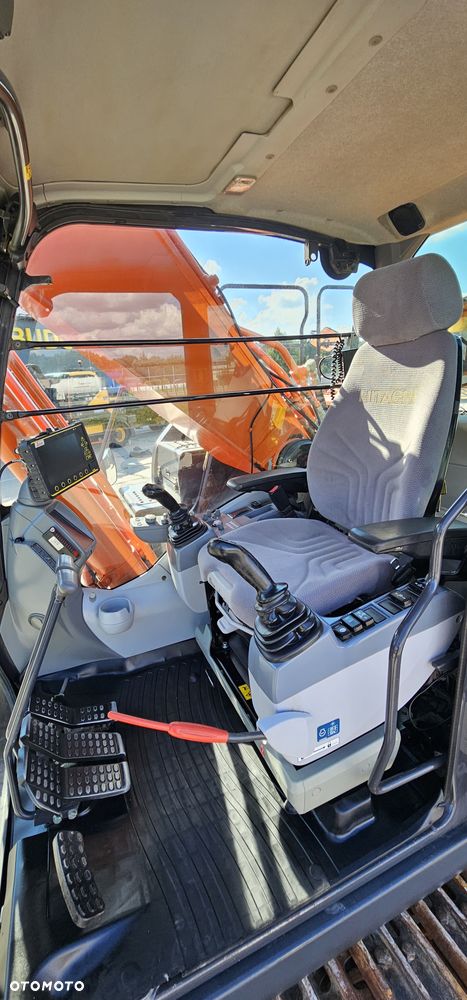 Hitachi ZX350 LC-6 LEICA 3D - 12