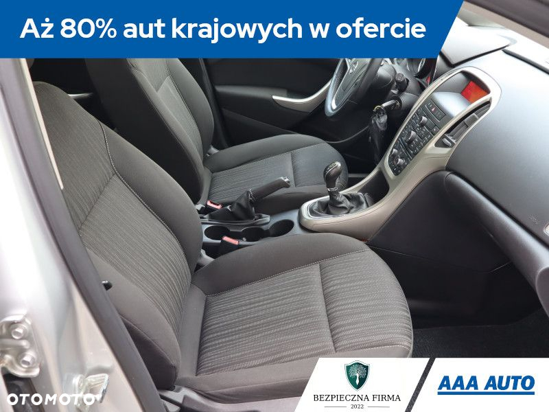 Opel Astra - 10
