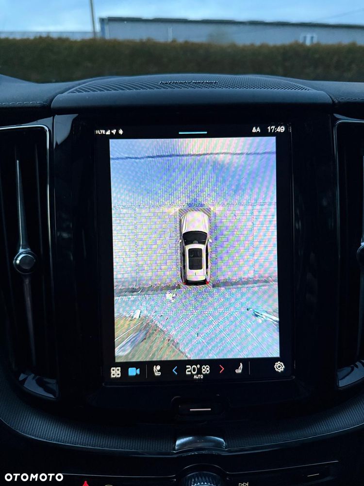 Volvo XC 60 B5 B AWD Ultra Dark - 12