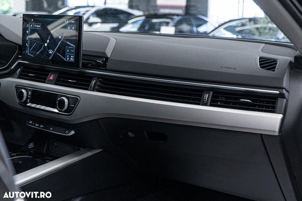 Audi A4 Limuzina 35 TFSI S tronic MHEV Advanced - 36
