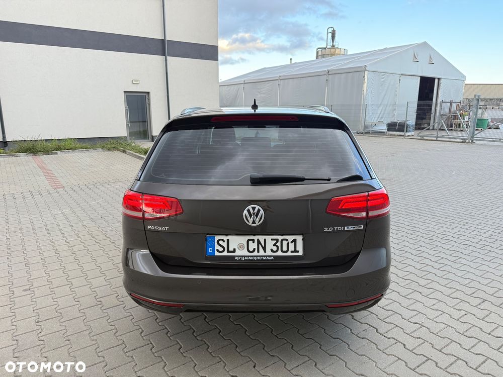 Volkswagen Passat Variant 2.0 TDI DSG (BlueMotion Technology) Trendline - 5