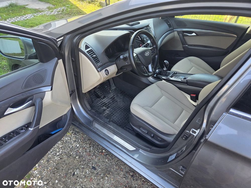 Hyundai i40 - 15