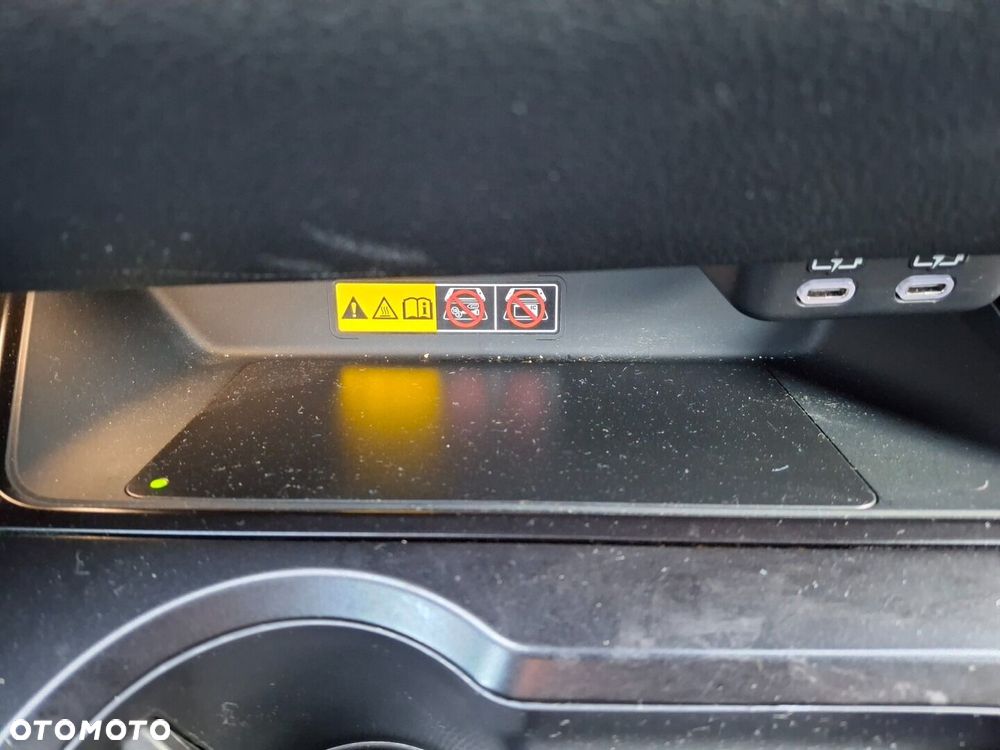 Lexus UX 250h GPF F Sport Design 2WD - 24