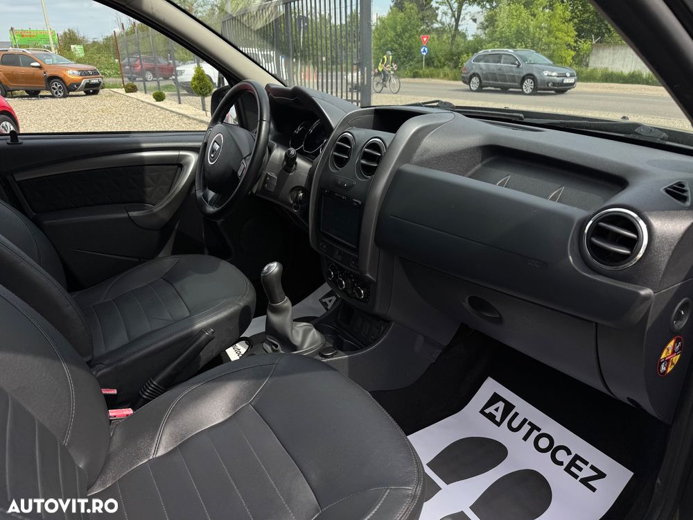 Dacia Duster 1.6 4x2 Laureate - 11