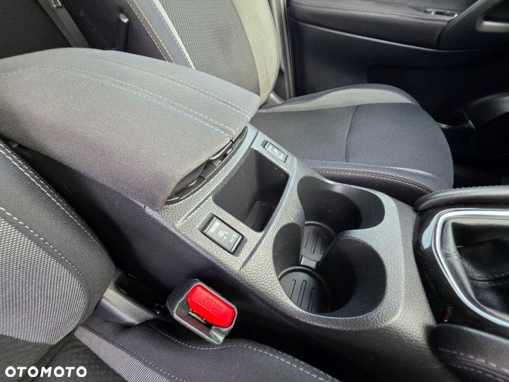 Nissan Qashqai - 26