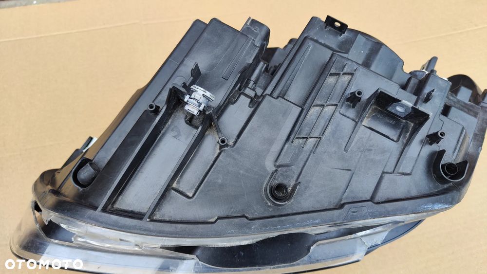 BMW 1 F20 F21 Obudowa Puszka Lampa Przód - 6