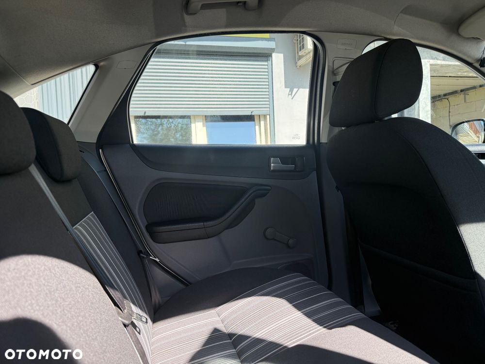Ford Focus 1.6 Gold X EU5 - 9