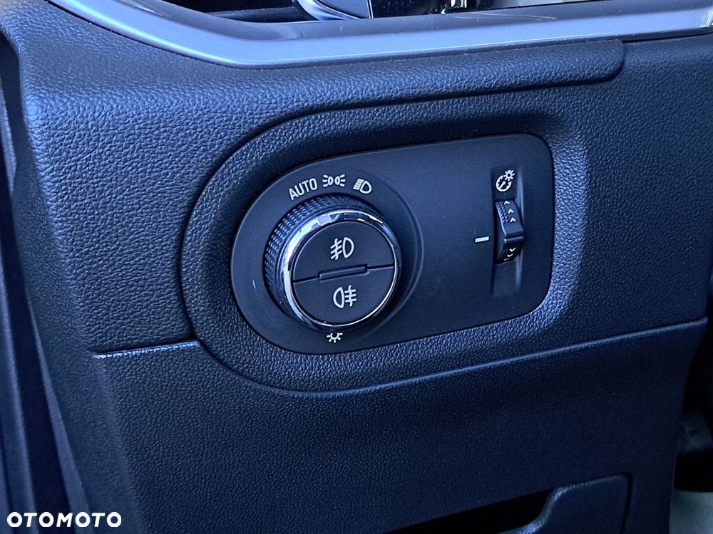 Opel Grandland 1.2 T mHEV GS S&S eDTC6 - 16