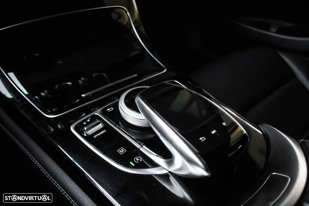 Mercedes-Benz GLC 250 d 4Matic 9G-TRONIC AMG Line - 23