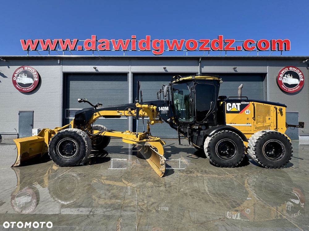 Caterpillar 140M AWD - 2