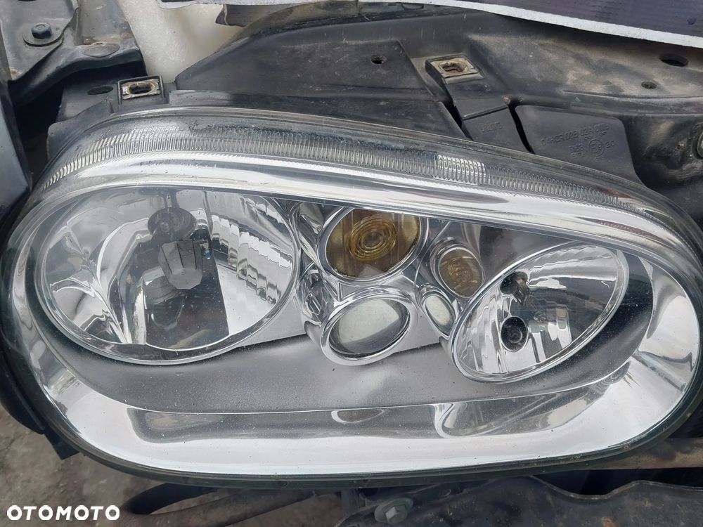 Przód kompletny Volkswagen Golf 4 IV kolor srebrny LB7Z maska zderzak lampa VALEO grill atrapa wzmocnienie czołowe pas chłodnica KOMPLET - 4