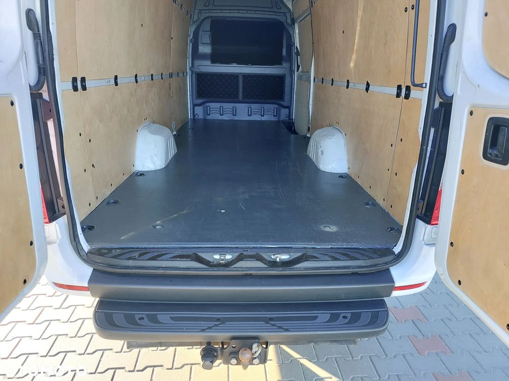 Mercedes-Benz Sprinter - 28