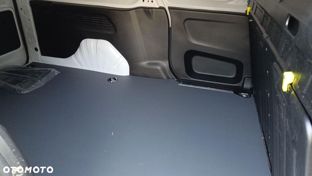 Toyota PROACE CITY - 11